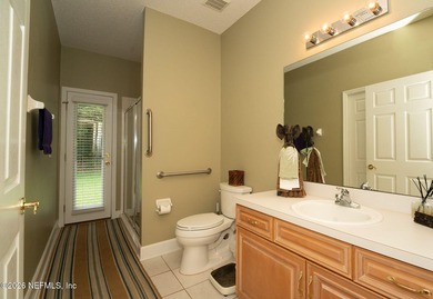 Hard to find 5 bedroom, 4 full bathrooms and 1 half guest - photo 45