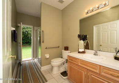 Hard to find 5 bedroom, 4 full bathrooms and 1 half guest - photo 46