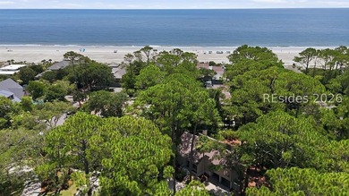 Imagine beginning each day with a short walk to one of Hilton - photo 9