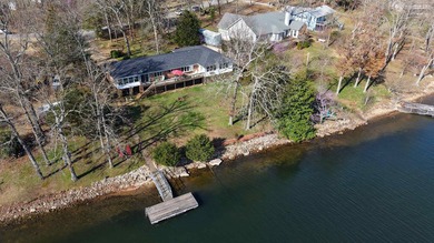 Enjoy lakeside living in this 3-bedroom, 2.5-bathroom brick home - photo 3