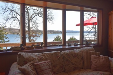 Enjoy lakeside living in this 3-bedroom, 2.5-bathroom brick home - photo 9