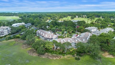 Experience waterfront living at Mariner's Point, a sought-after - photo 1