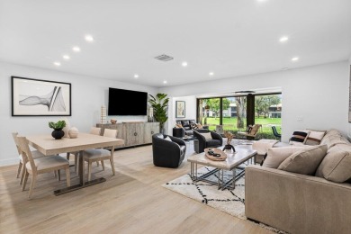 Lake Townhome/Townhouse For Sale in Boynton Beach, Florida