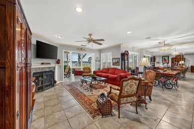 Experience waterfront living at Mariner's Point, a sought-after - photo 2