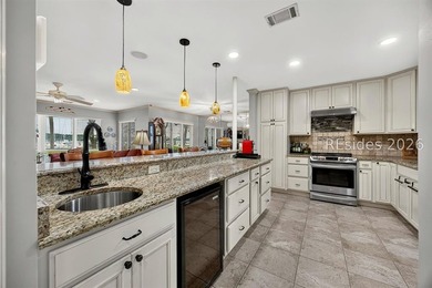 Experience waterfront living at Mariner's Point, a sought-after - photo 8