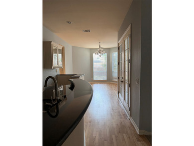Coppell! 4 bedrooms and 3.5 Bath home available in Coppell - photo 9