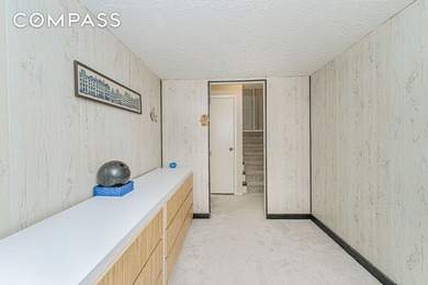 Welcome to this beautifully maintained 3-bedroom condo located - photo 11