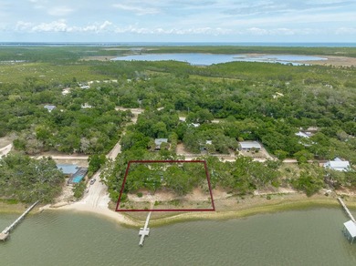 Discover the ultimate Florida lifestyle in this waterfront - photo 11