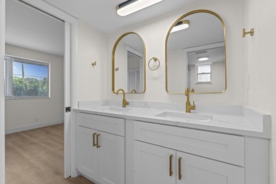 Welcome to this beautifully remodeled 2bed/1bath first floor - photo 18