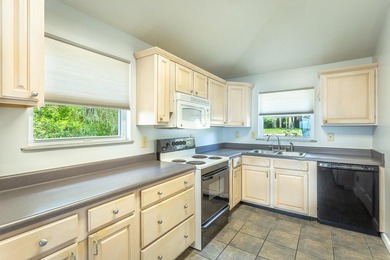 Discover the ultimate Florida lifestyle in this waterfront - photo 25