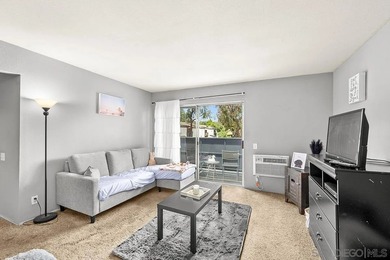 Centrally located in Mission Valley, this well-maintained studio - photo 7