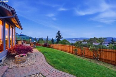 Enjoy every season through a dramatic wall of windows that - photo 30