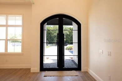 Welcome to luxury living in the prestigious Red Tail Golf Club - photo 2