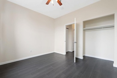 Welcome to this lovely, updated 2-bedroom, 1-bathroom condo - photo 8
