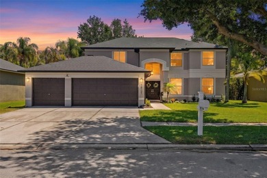 Welcome to your private retreat. Located within the Eagles Golf - photo 2