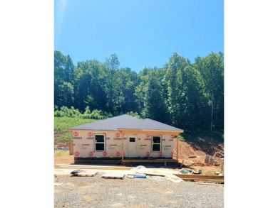 Lake Home For Sale in Soddy Daisy, Tennessee