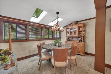 Fully furnished and beautifully renovated lakefront condo at - photo 15