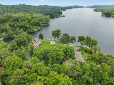 Fully furnished and beautifully renovated lakefront condo at - photo 39