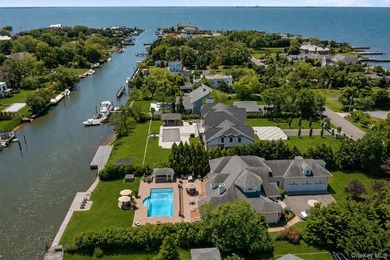 Experience exceptional waterfront living in coveted Bayberry - photo 3