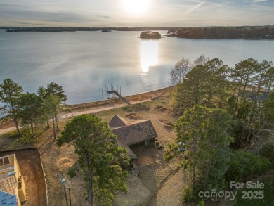 Lake Home For Sale in Mooresville, North Carolina