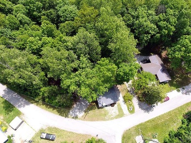 Turn Key Lake Cumberland Cottage on Large Lot w/ Storage - photo 11