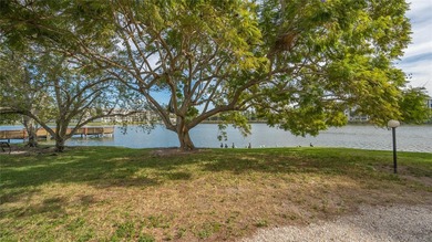 WOW.  HUGE PRICE REDUCTION!! This spacious 2-bedroom, 2-bath - photo 56