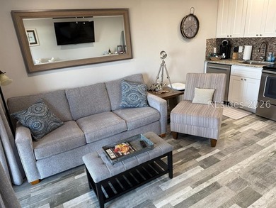 Another fantastic direct oceanfront villa at HHBT. This one has - photo 8