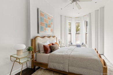 Park Slope Home with Private Outdoor Space, Den + Office Tucked - photo 4
