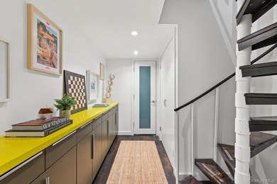 Park Slope Home with Private Outdoor Space, Den + Office Tucked - photo 8