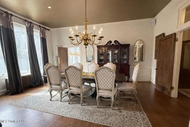 Charm, character, and craftsmanship on Historic Grand Boulevard! - photo 3