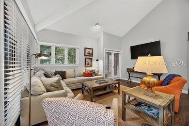 In the heart of Palmetto Dunes, this beautiful villa is the kind - photo 14
