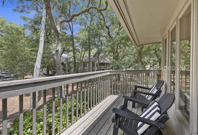 In the heart of Palmetto Dunes, this beautiful villa is the kind - photo 15