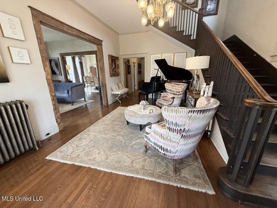 Charm, character, and craftsmanship on Historic Grand Boulevard! - photo 6