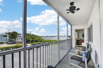 Experience sophisticated coastal living in this exquisitely - photo 19