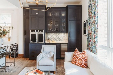 Charm, character, and craftsmanship on Historic Grand Boulevard! - photo 10