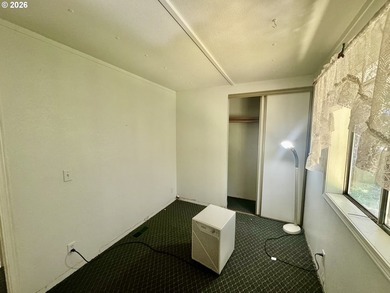 Welcome home to this 3 bedroom, 2 bathroom double-wide - photo 20