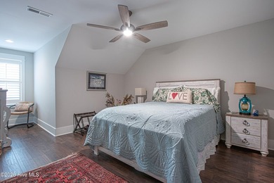 ''LOCK-IT AND LEAVE-IT! Stunning and move-in ready! With calming - photo 25