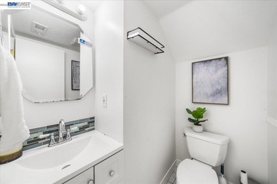 Rarely available Warm Springs showpiece blending timeless - photo 32