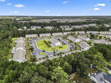 Immaculate and move-in ready, this 2 bedroom, 2.5 bath townhouse - photo 5