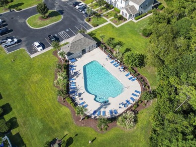 Immaculate and move-in ready, this 2 bedroom, 2.5 bath townhouse - photo 6