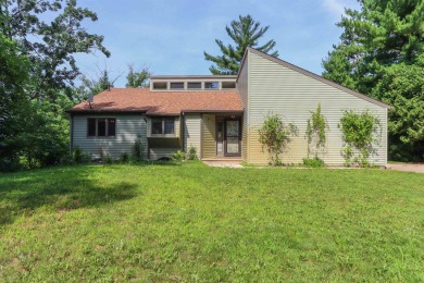 Lake Home For Sale in Waupaca, Wisconsin