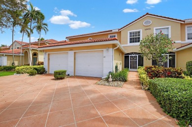 Lake Condo For Sale in Boynton Beach, Florida