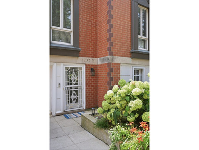 Welcome to this beautifully updated 3-bedroom, 2.5-bath - photo 1