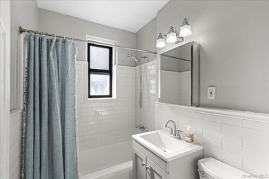 The Versailles a move-in ready 1 bedroom/1 bathroom Co-op in the - photo 12
