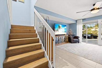 Beautiful Townhome in the center of Palm Beach Gardens with easy - photo 15