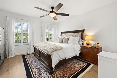 Beautiful Townhome in the center of Palm Beach Gardens with easy - photo 16