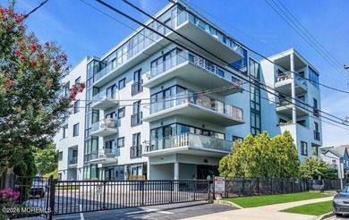 Nestled in the heart of downtown, this modern boutique building - photo 7