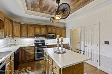 Welcome to 3287 Surrey Road, a one of a kind Southern estate - photo 22