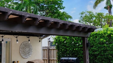 Nestled in one of Hollywood's most desirable neighborhoods, this - photo 22