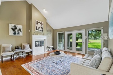 Enjoy spectacular long golf course views across multiple - photo 9